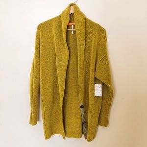 Brand New Free People XS Yellow/Mustard sweater.